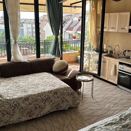 Downtown Central Apartment With Working Kitchen, City Views & Free Parking Kazanłyk Zewnętrze zdjęcie