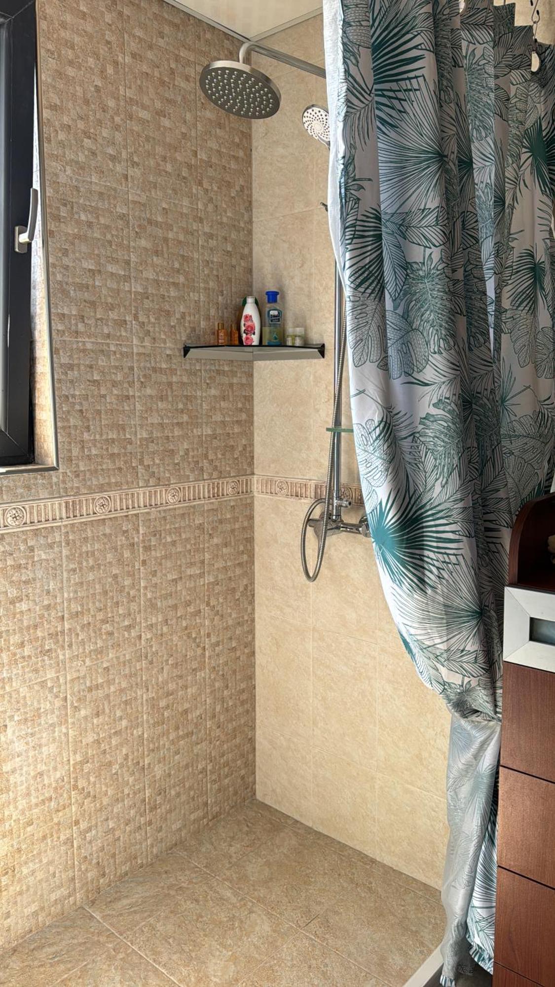 Downtown Central Apartment With Working Kitchen, City Views & Free Parking Kazanłyk Zewnętrze zdjęcie