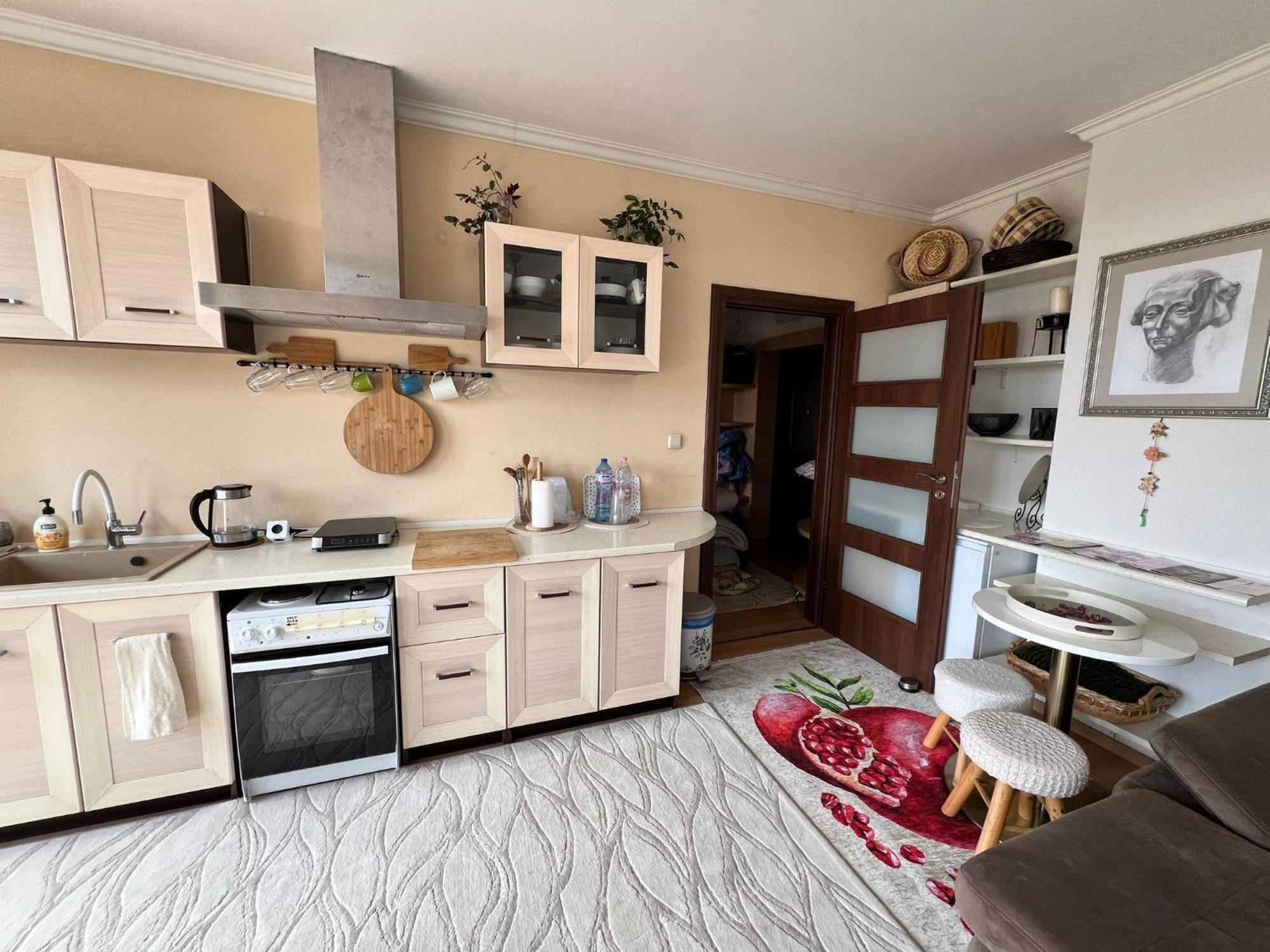 Downtown Central Apartment With Working Kitchen, City Views & Free Parking Kazanłyk Zewnętrze zdjęcie