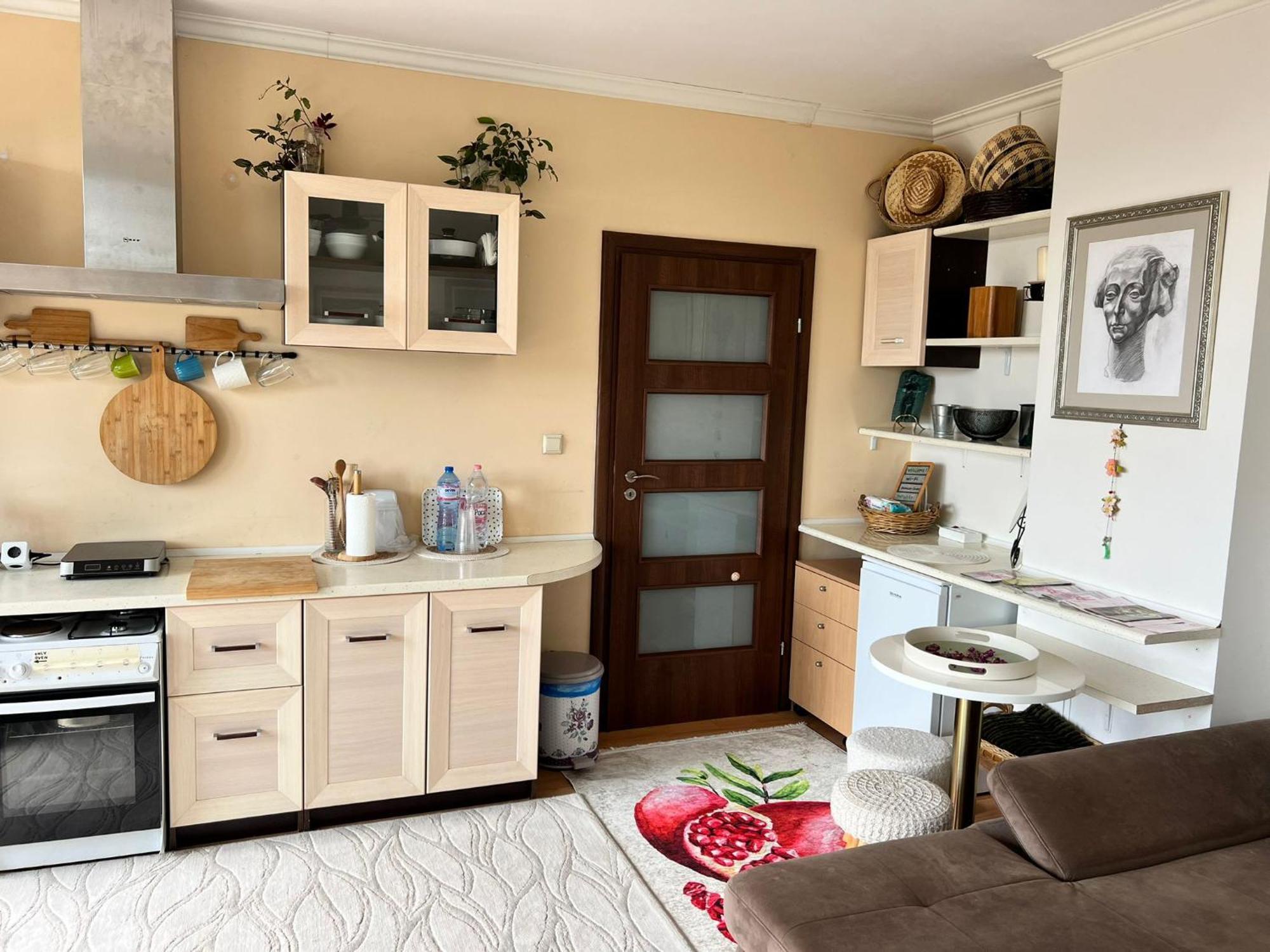 Downtown Central Apartment With Working Kitchen, City Views & Free Parking Kazanłyk Zewnętrze zdjęcie