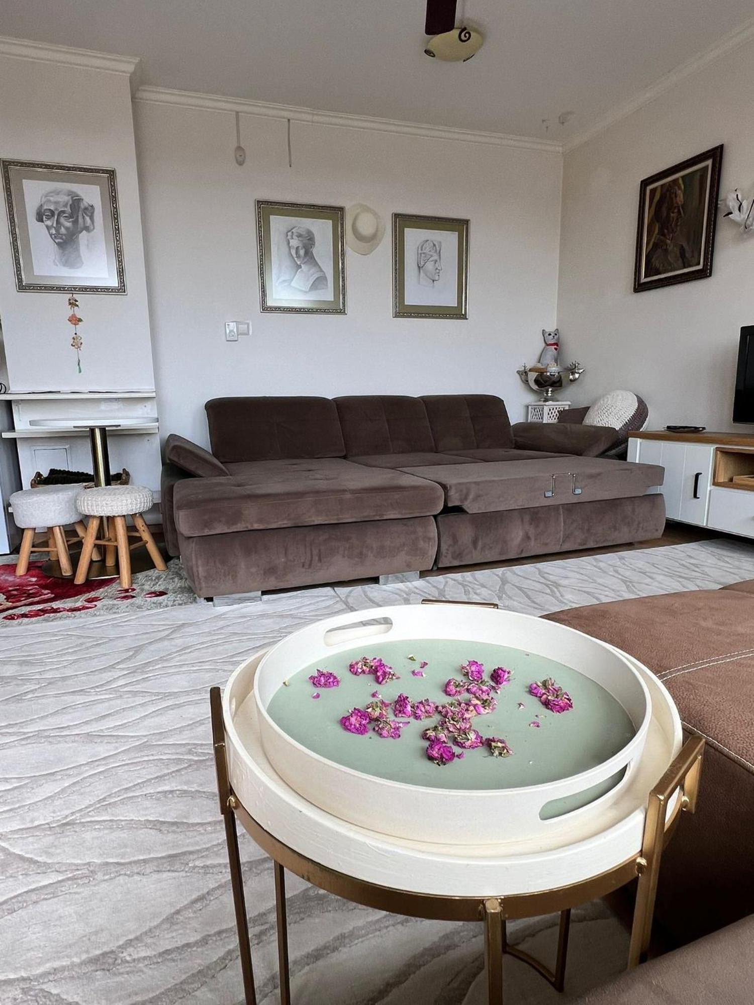 Downtown Central Apartment With Working Kitchen, City Views & Free Parking Kazanłyk Zewnętrze zdjęcie