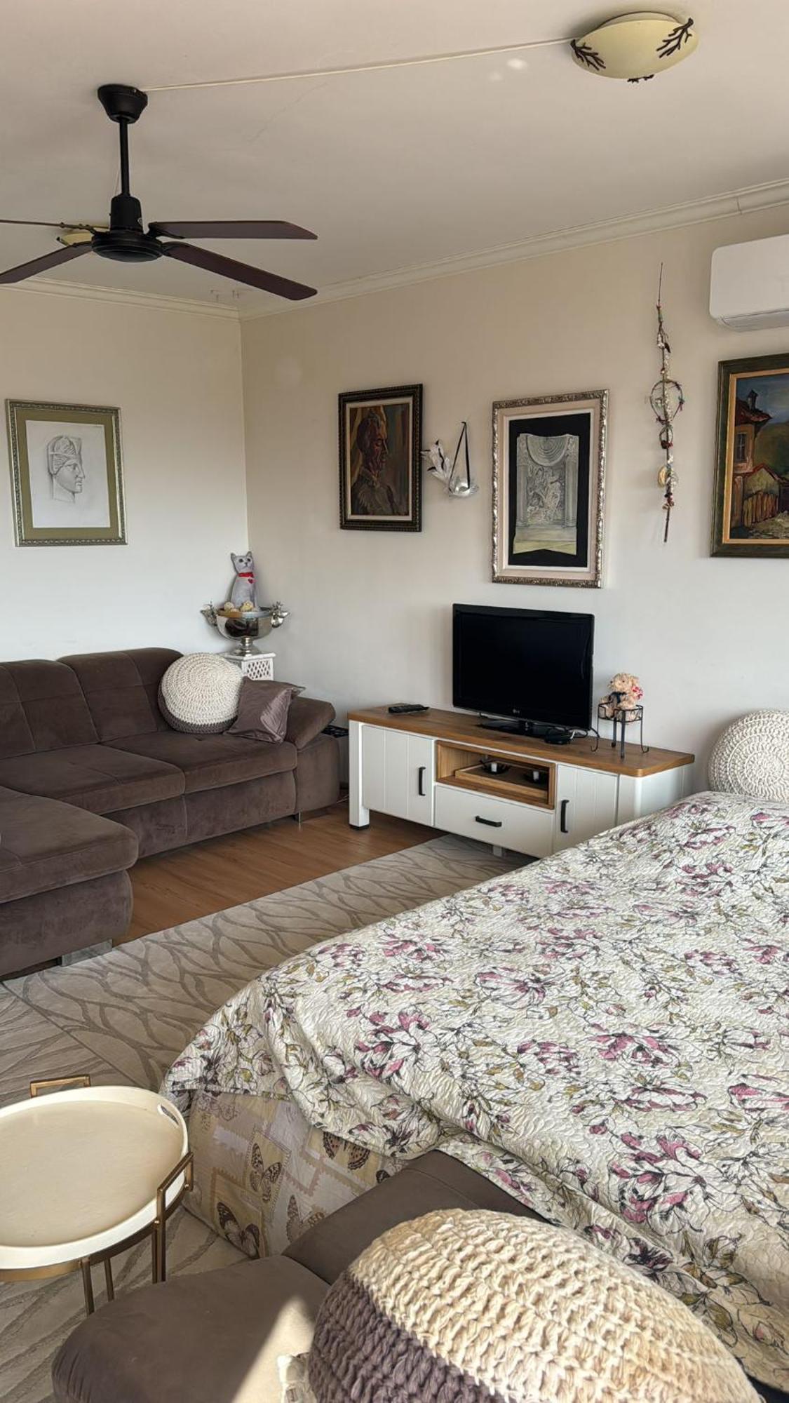 Downtown Central Apartment With Working Kitchen, City Views & Free Parking Kazanłyk Zewnętrze zdjęcie